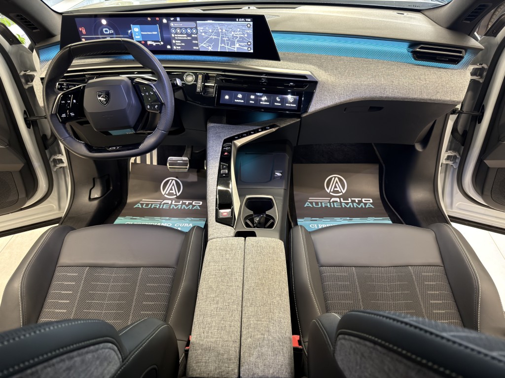 PEUGEOT 3008 1200 HYBRID 145 CV EDCS6 GT
